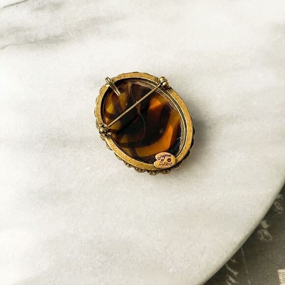 Original by Robert Tiger Glass Brooch Oval Pendant Retro Cottagecore Grannycore - Picture 3 of 4